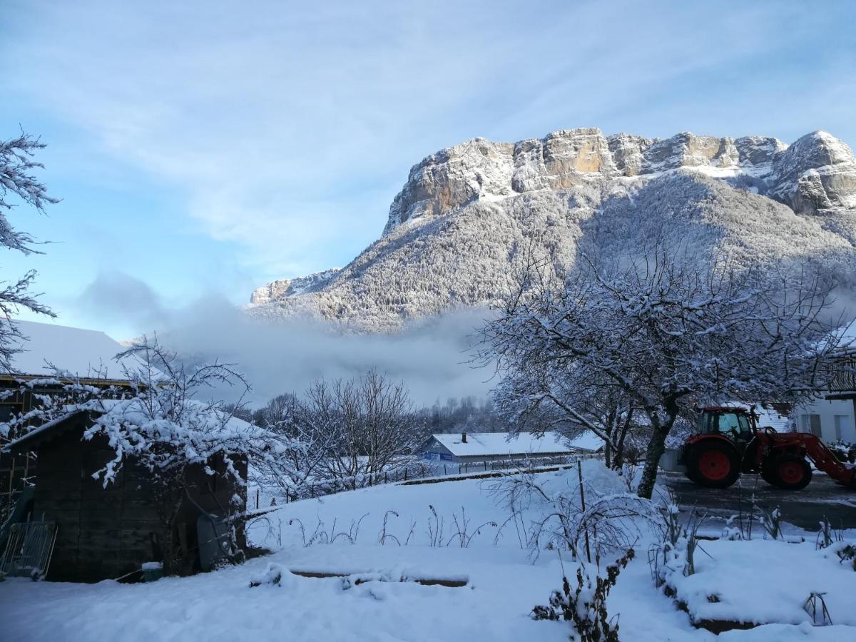 Le Gite De La Maison Soleil, Entre Lac Et Montagne Alex Exterior foto